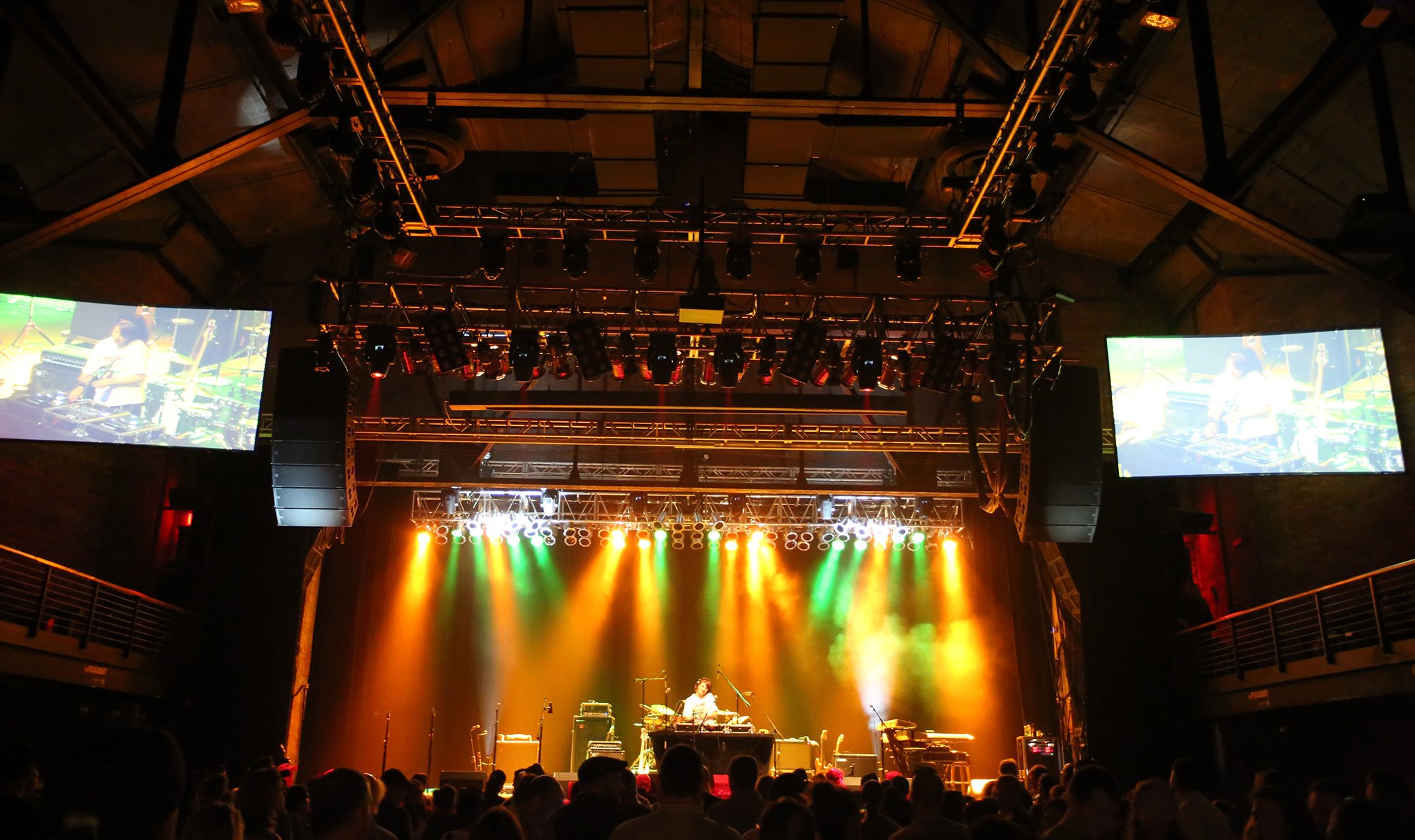 Selectress Iriela live at the Paramount